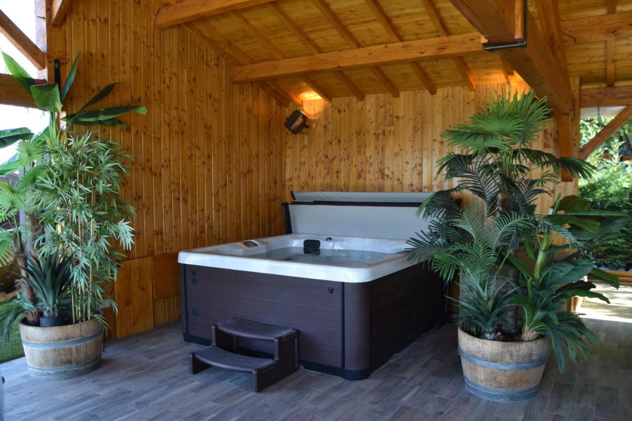 Le Refuge Des Epicuriens Vila Eymet Exterior foto
