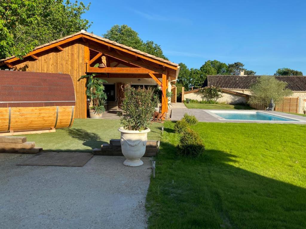 Le Refuge Des Epicuriens Vila Eymet Exterior foto