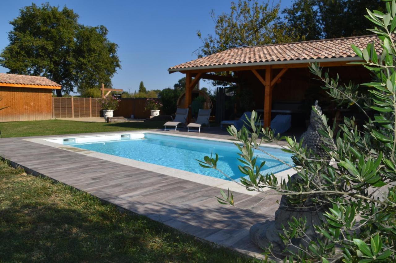 Le Refuge Des Epicuriens Vila Eymet Exterior foto